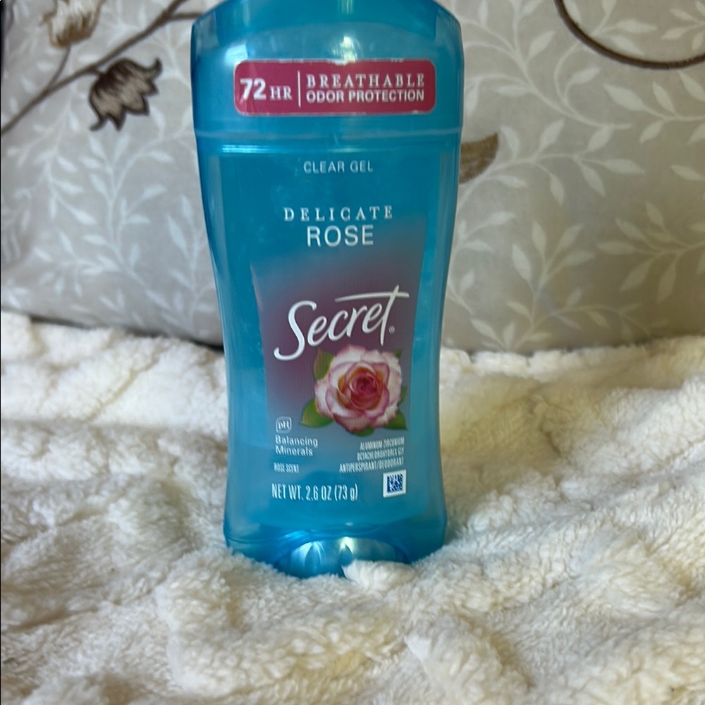Secret  Rose scent Deodorant